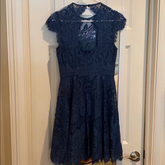 NWT BB Dakota “Lake blue” lace dress Sz 2 - Picture 5 of 9